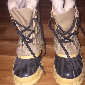 SOREL MANITOU BOOTS WATERPROOF WOMENS 6